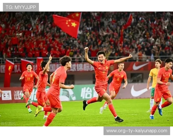 国足海外归国球员表现亮眼，国足海外主场